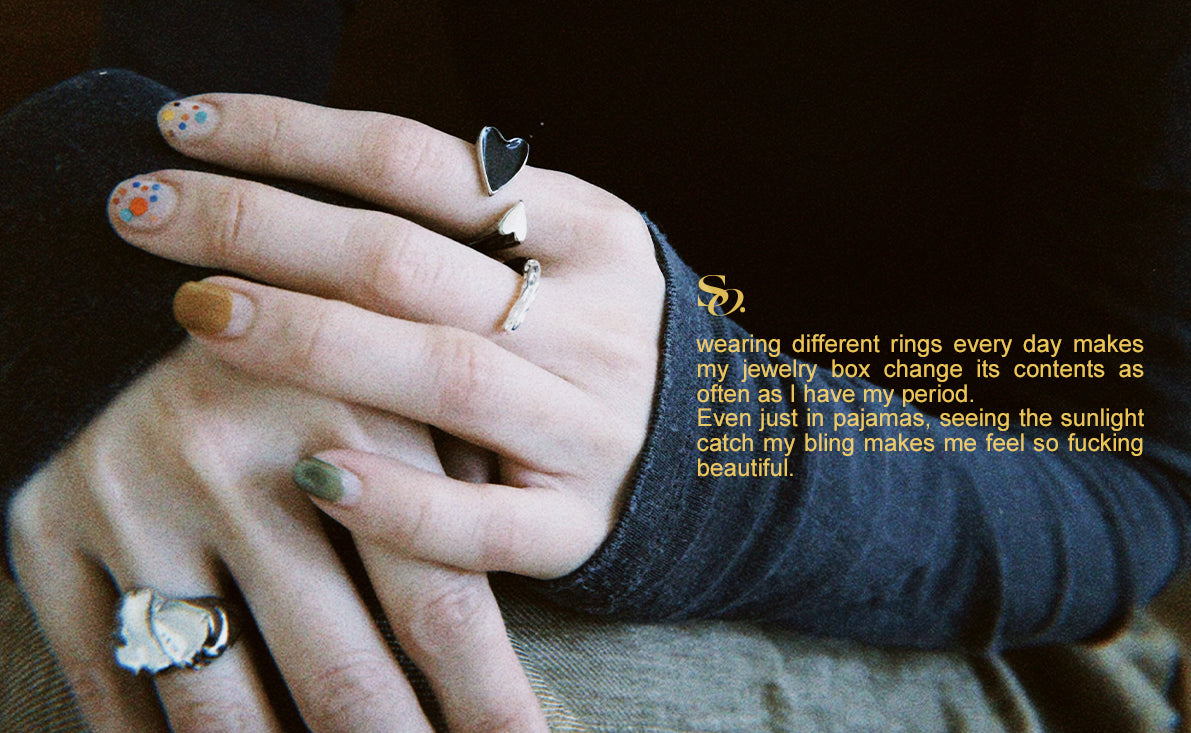 Black hearted ring