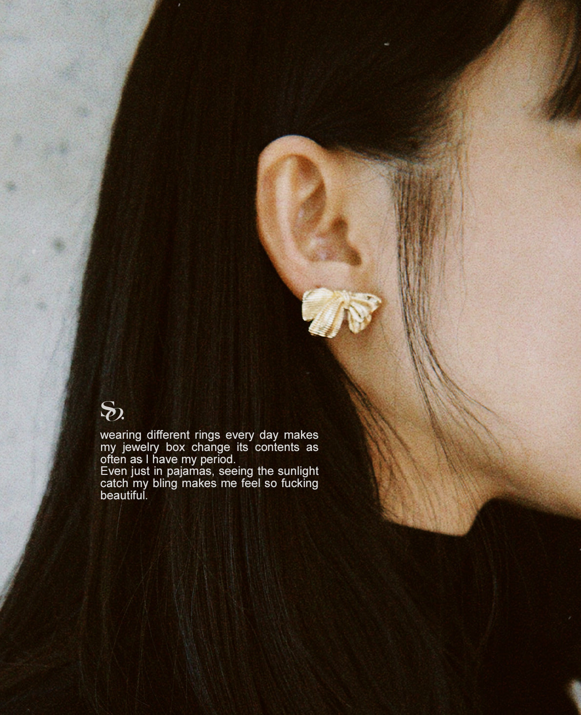 Golden bow earrings