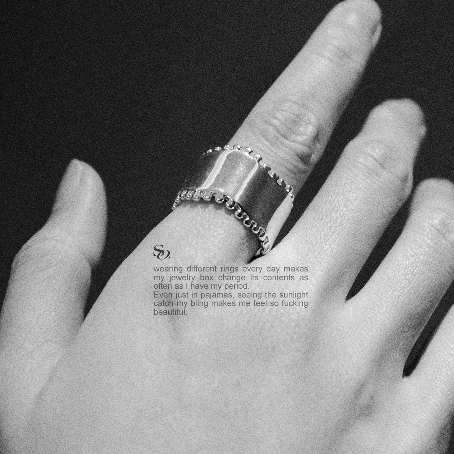 Lace News Ring