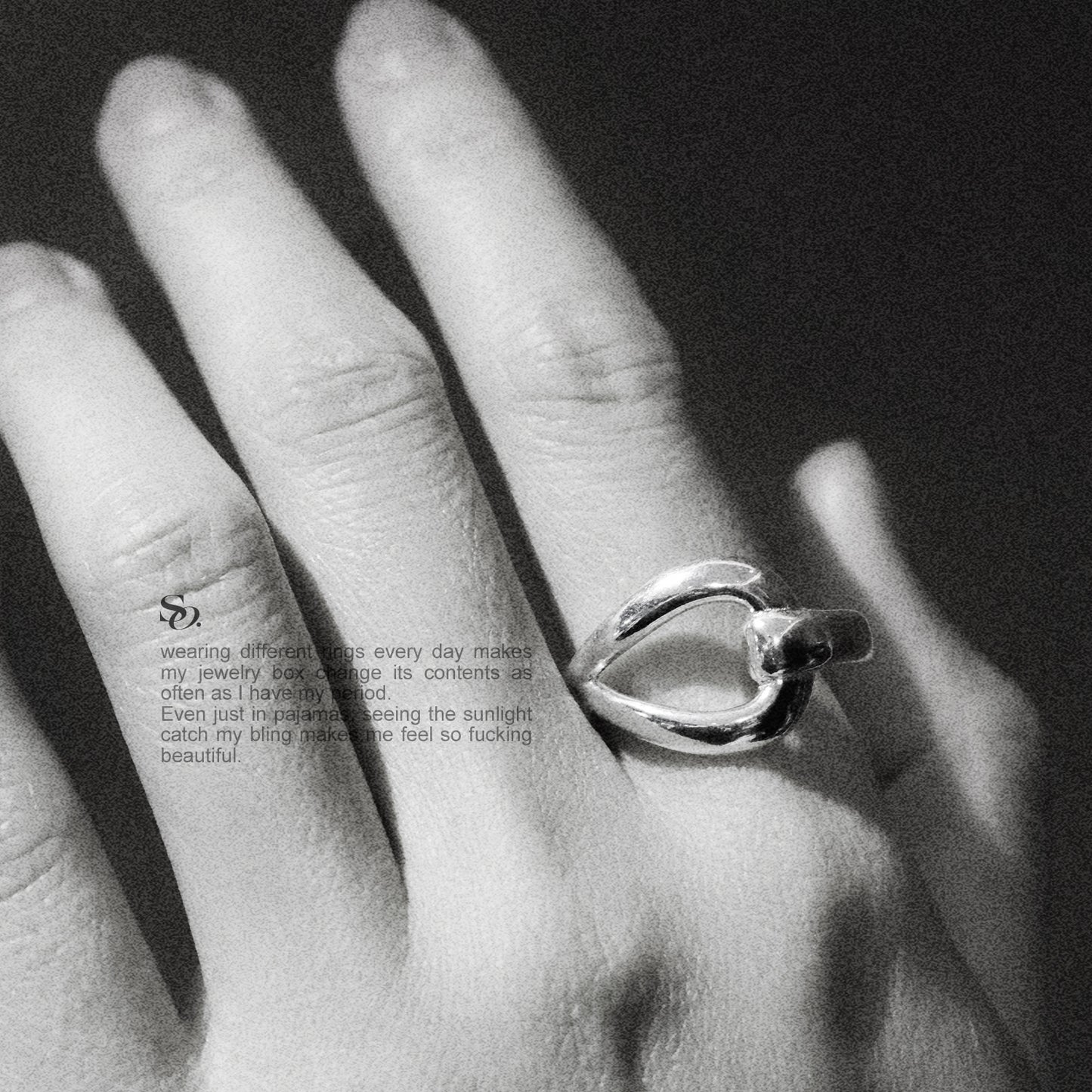 Interlocking ring
