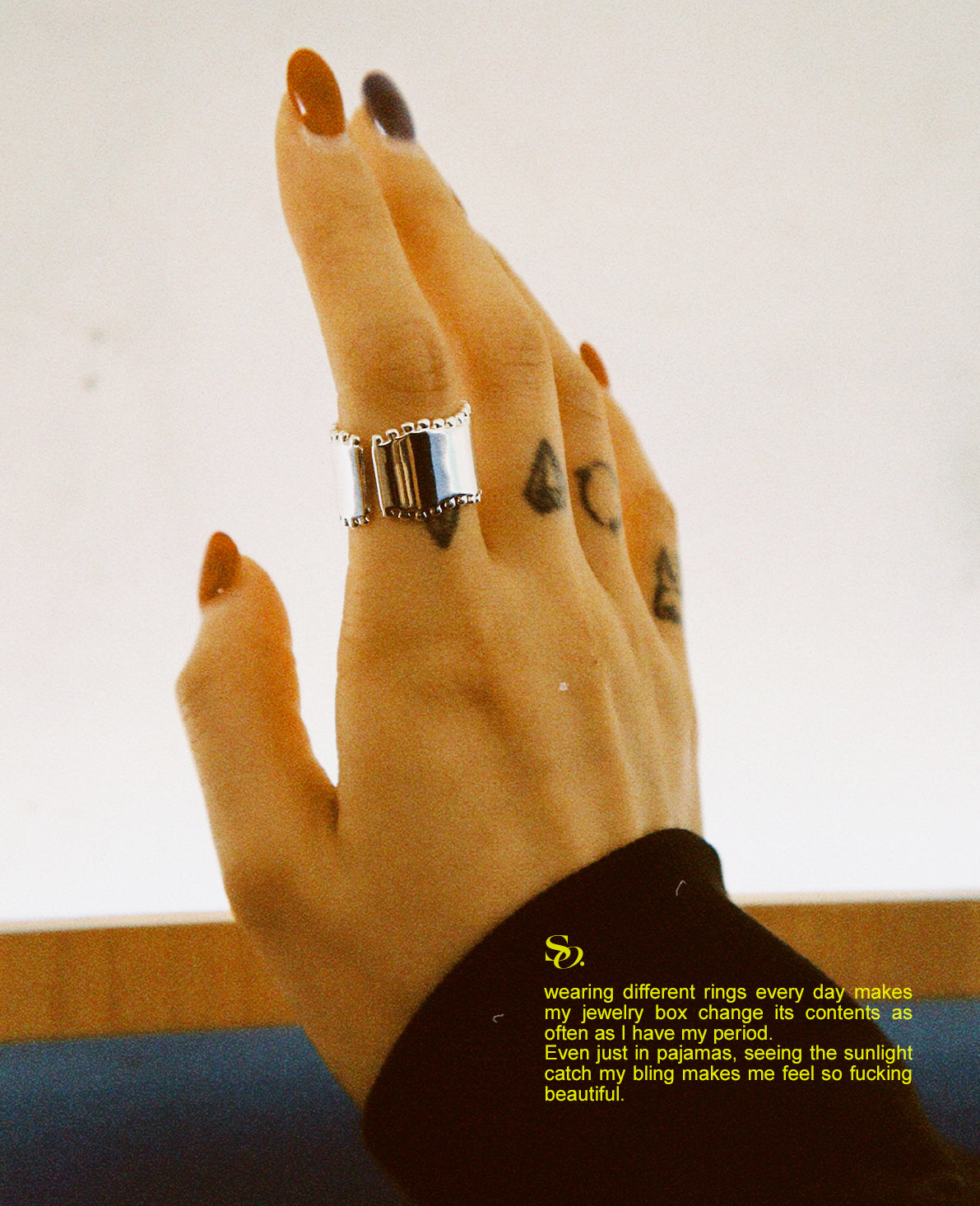 Lace News Ring